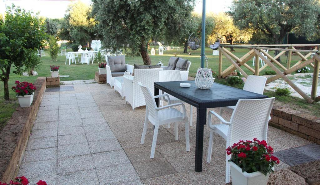 Pensione Degli Ulivi Porto SantʼElpidio Екстериор снимка